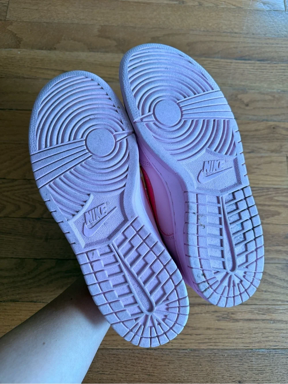Nike Dunk Low Triple Barbie Pink Shoes Men’s size 8 / Women’s size 9 - Picture 8 of 10